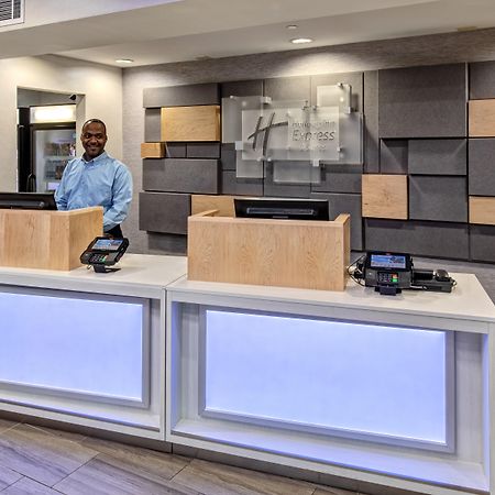 Holiday Inn Express Hotel & Suites Memphis Southwind By Ihg Germantown Exterior foto