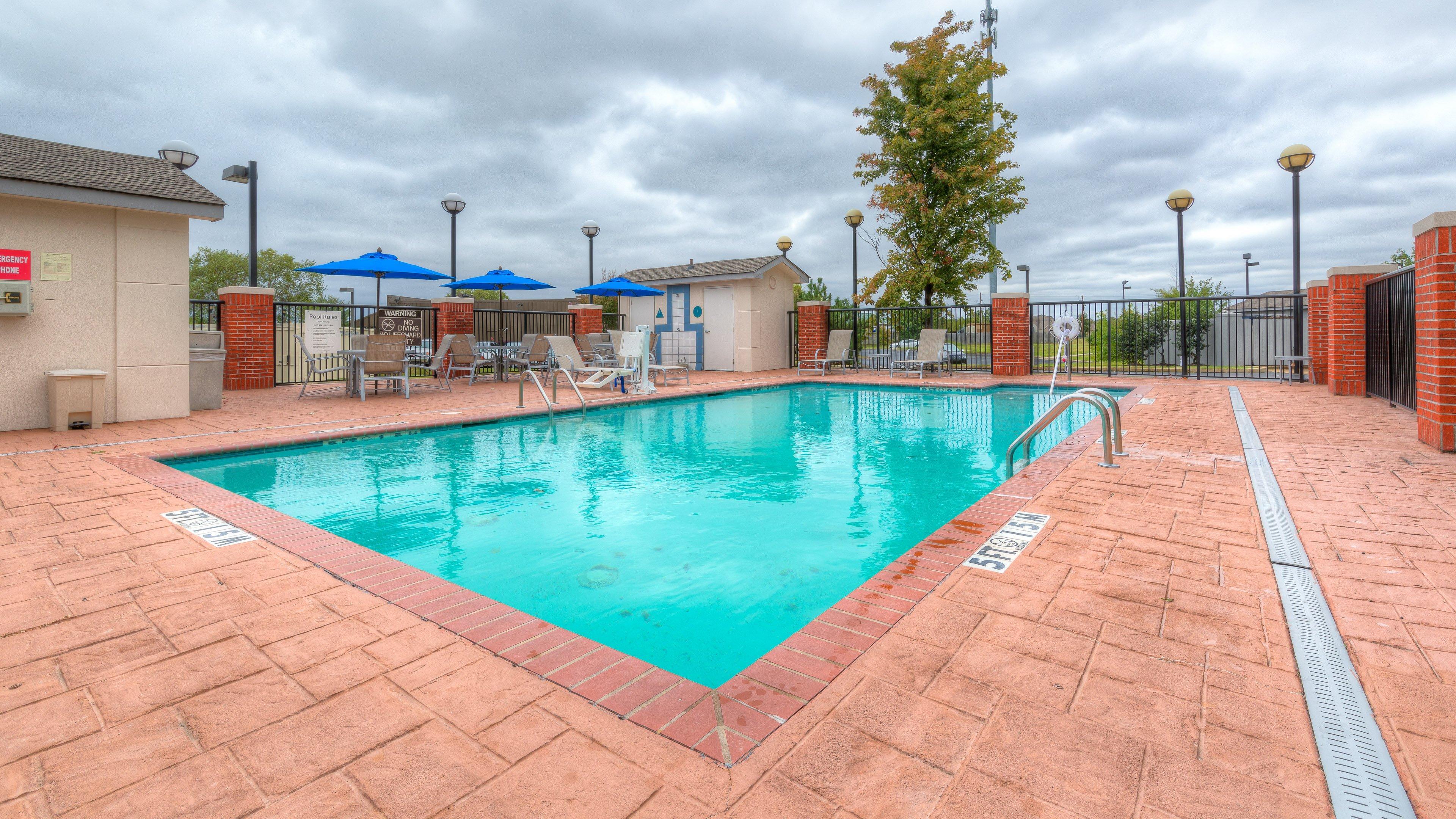 Holiday Inn Express Hotel & Suites Memphis Southwind By Ihg Germantown Exterior foto