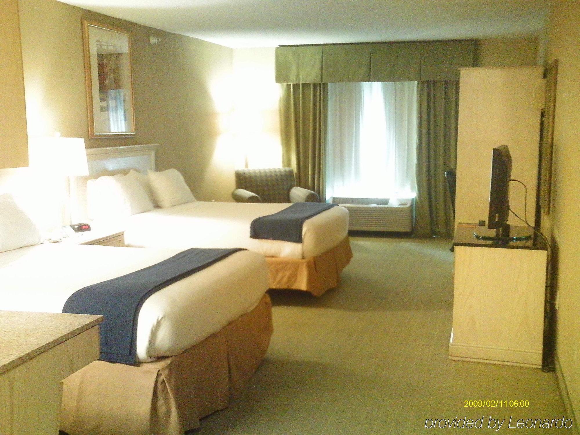 Holiday Inn Express Hotel & Suites Memphis Southwind By Ihg Germantown Exterior foto